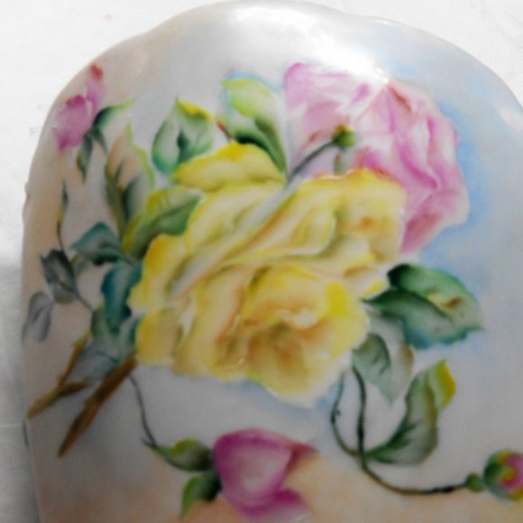 Elite Limoges Vase Martial & Redon Decorated with Roses & Saliing Scene - Picture 4 of 8